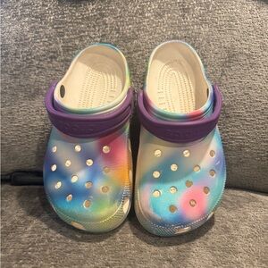 CROCS Kids Clogs in Multicolor and Purple Size 4